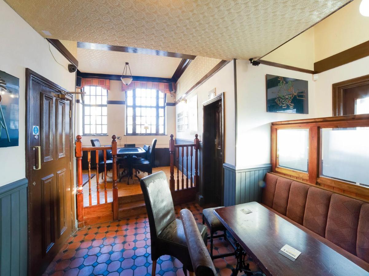 Sneyd Arms Hotel Stoke-on-Trent Eksteriør bilde